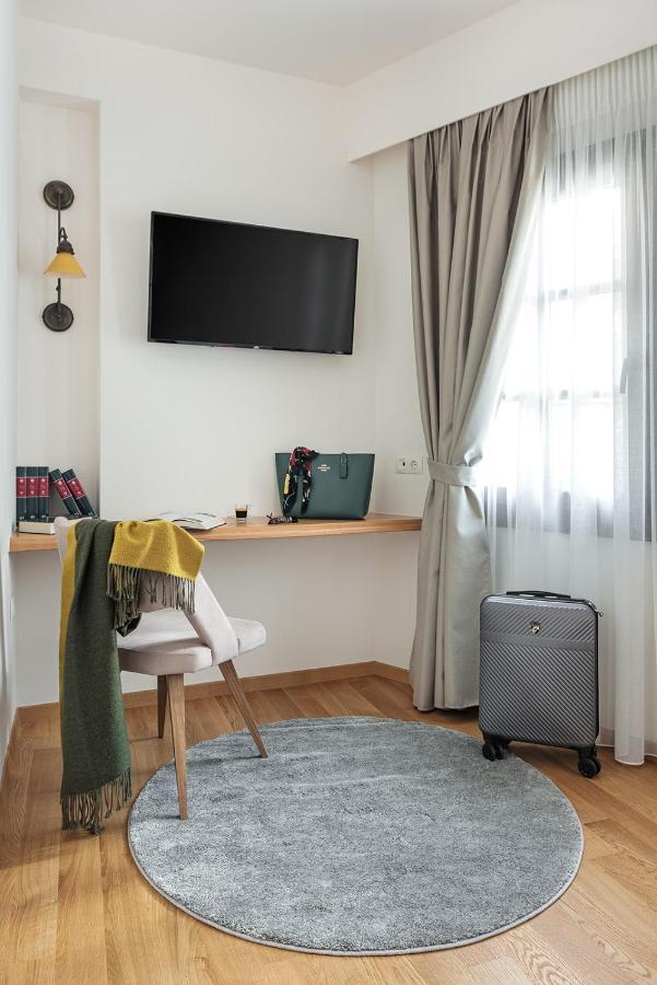 Petrou Suites Ιωάννινα Εξωτερικό φωτογραφία