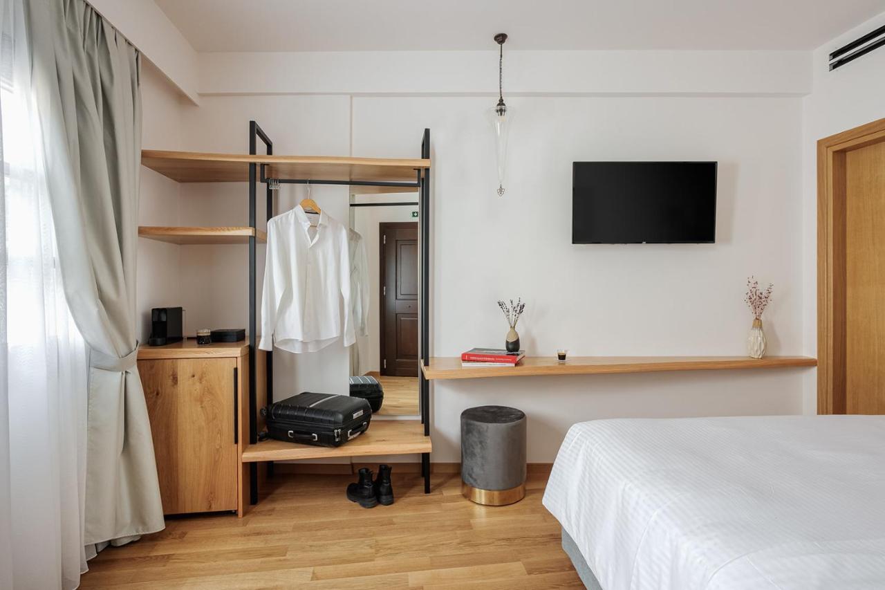 Petrou Suites Ιωάννινα Εξωτερικό φωτογραφία
